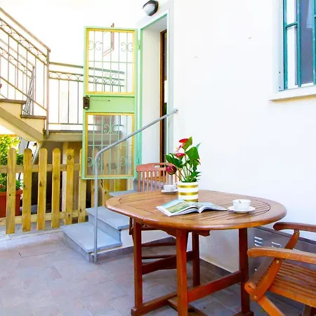 Apartment A Casa Di Rosa By Tuscanywego